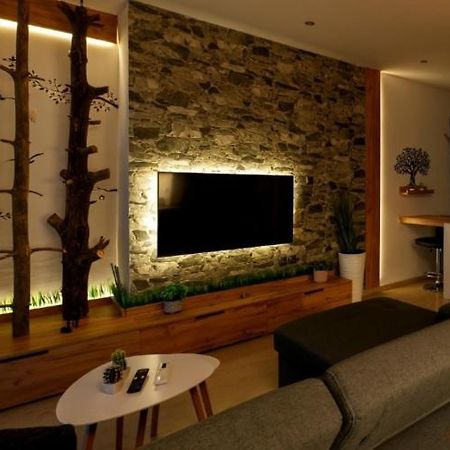 Sky View Suite Serres Bagian luar foto
