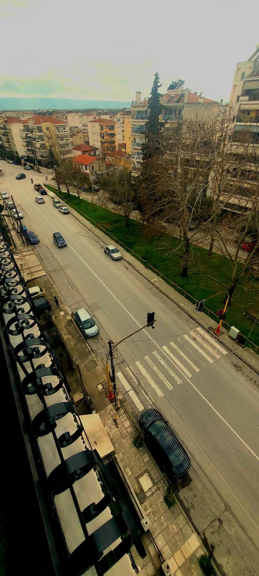 Sky View Suite Serres Bagian luar foto