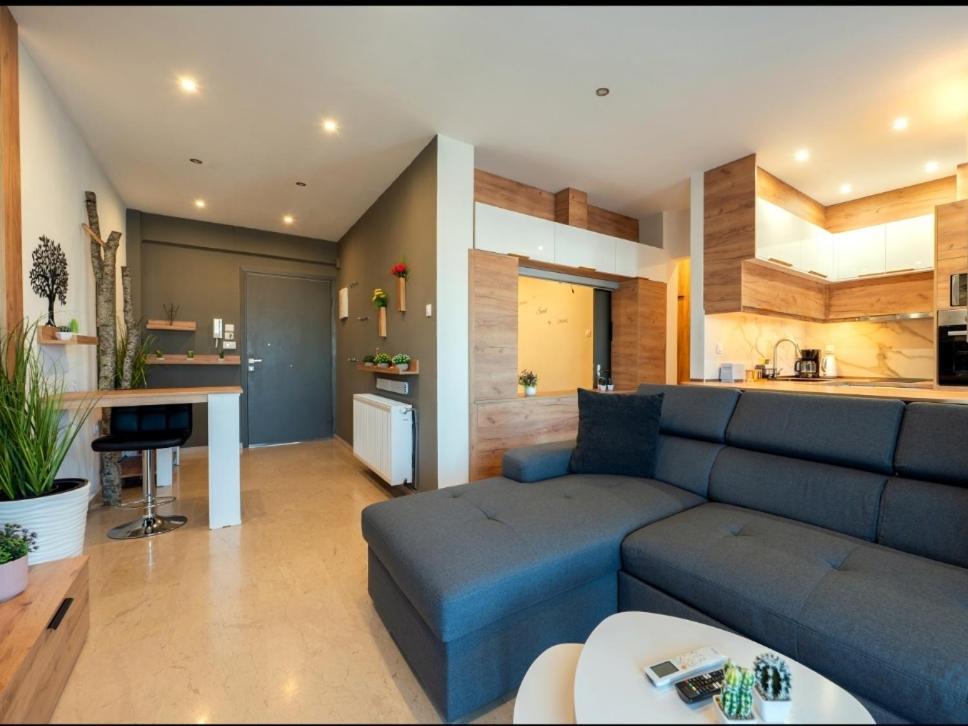 Sky View Suite Serres Bagian luar foto