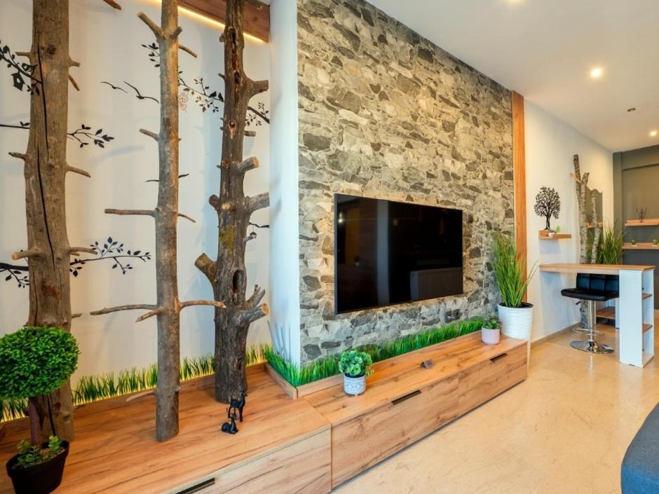 Sky View Suite Serres Bagian luar foto